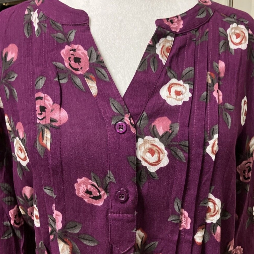 Monday Fun Stitch Fix Hi-Low Floral Blouse Top - Picture 7 of 7